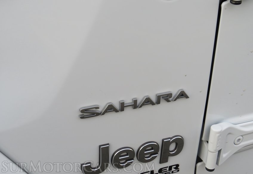 2022 Jeep Wrangler - Image 19