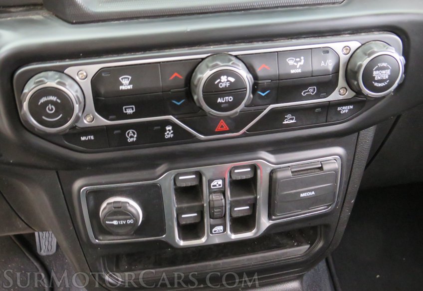 2022 Jeep Wrangler - Image 35