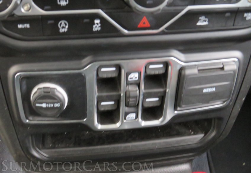 2022 Jeep Wrangler - Image 36