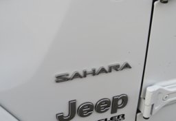 2022 Jeep Wrangler - Image 19