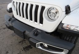 2022 Jeep Wrangler - Image 16