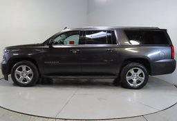 2017 Chevrolet Suburban - Image 5