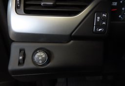 2017 Chevrolet Suburban - Image 49