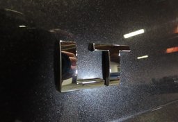 2017 Chevrolet Suburban - Image 17