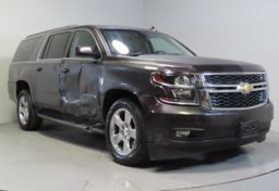 2017 Chevrolet Suburban - Image 4