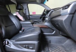 2017 Chevrolet Suburban - Image 29