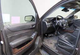 2017 Chevrolet Suburban - Image 20