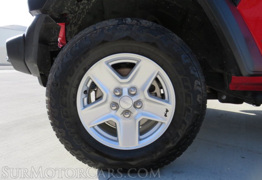 2020 Jeep Gladiator - Image 18