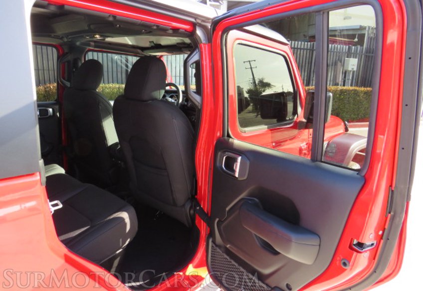 2020 Jeep Gladiator - Image 30