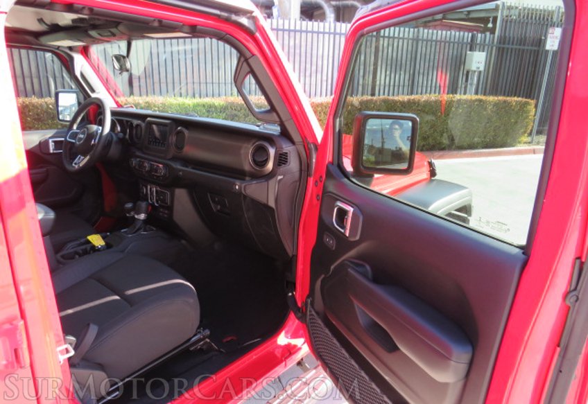 2020 Jeep Gladiator - Image 28