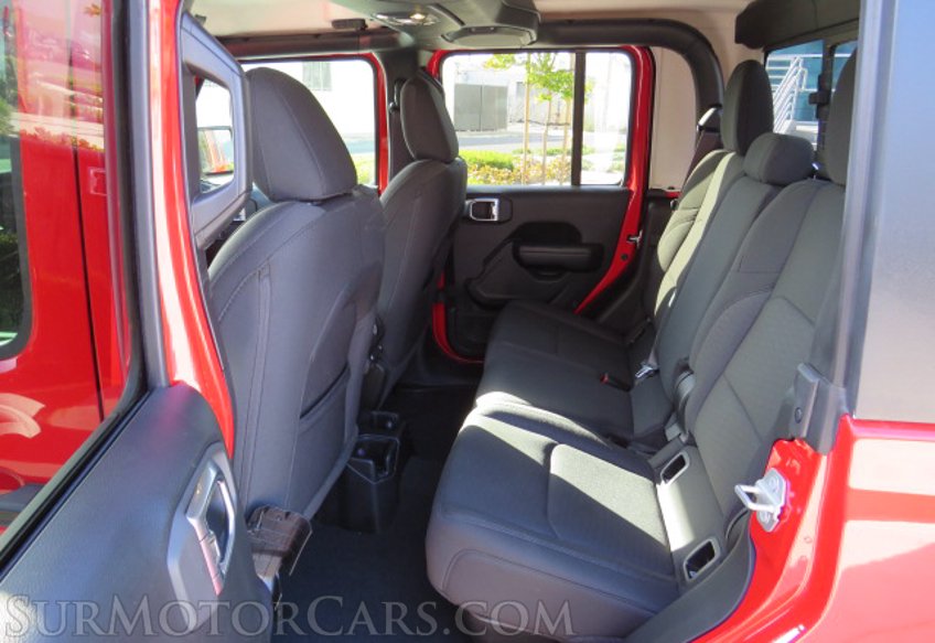 2020 Jeep Gladiator - Image 37