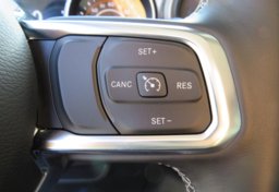 2020 Jeep Gladiator - Image 41