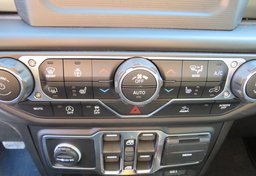 2020 Jeep Gladiator - Image 49
