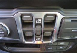 2020 Jeep Gladiator - Image 50