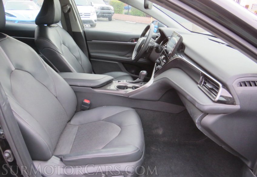 2022 Toyota Camry - Image 28