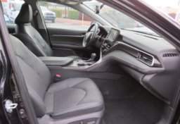 2022 Toyota Camry - Image 24