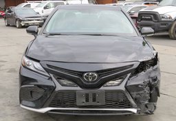 2022 Toyota Camry - Image 12
