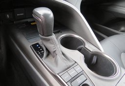 2022 Toyota Camry - Image 41