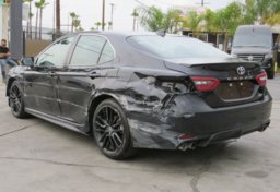 2022 Toyota Camry - Image 10