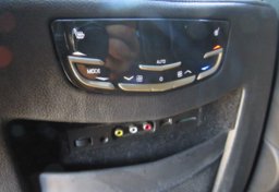 2016 Cadillac Escalade - Image 47