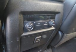 2020 Chevrolet Traverse - Image 43