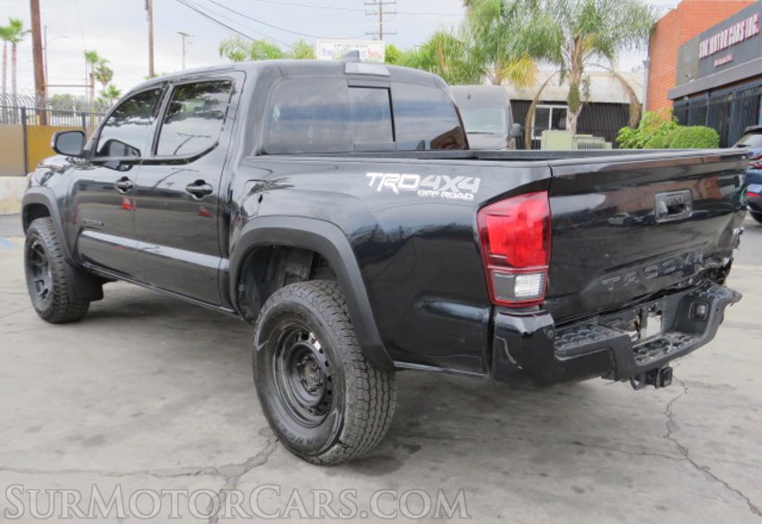 2019 Toyota Tacoma 4WD - Image 11