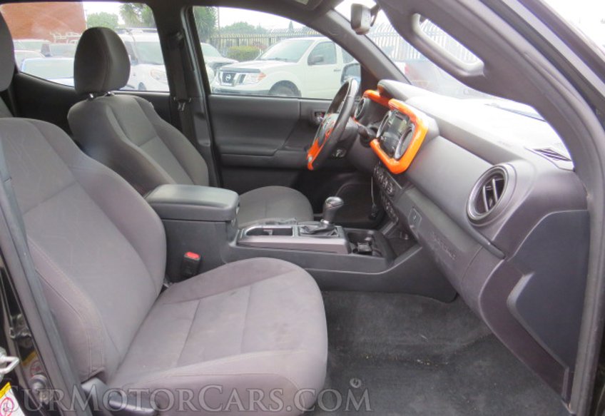 2019 Toyota Tacoma 4WD - Image 27