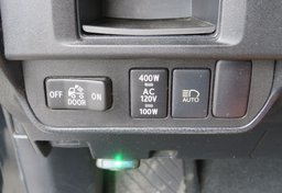 2019 Toyota Tacoma 4WD - Image 46