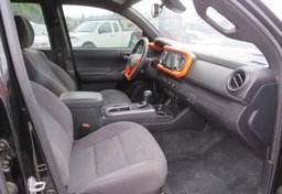 2019 Toyota Tacoma 4WD - Image 25