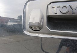 2019 Toyota Tacoma 4WD - Image 18