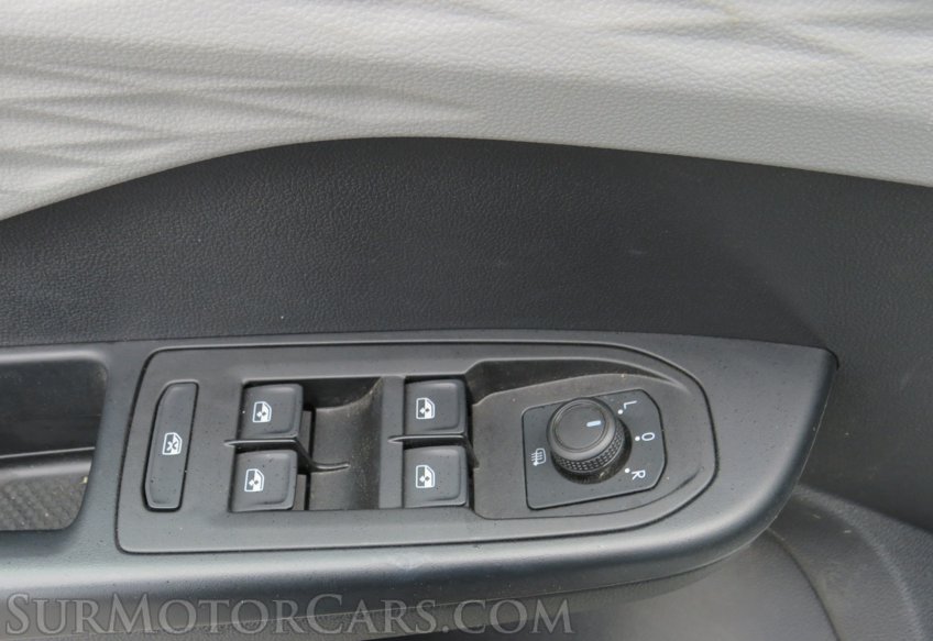 2022 Volkswagen Taos - Image 51