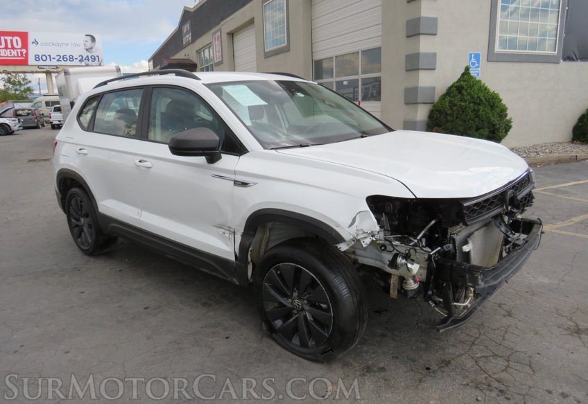 2022 Volkswagen Taos - Image 2