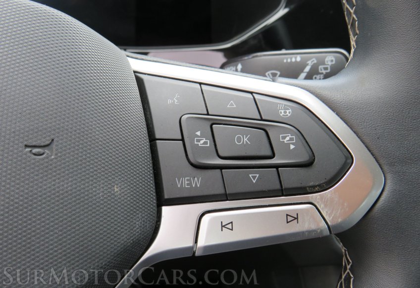 2022 Volkswagen Taos - Image 38