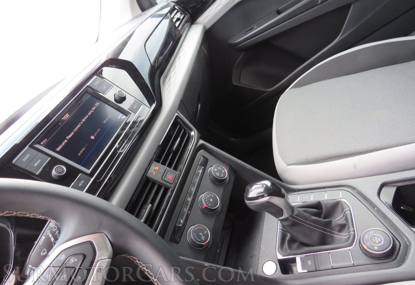 2022 Volkswagen Taos - Image 35