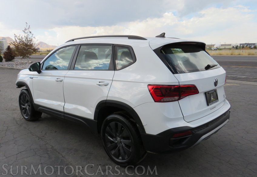 2022 Volkswagen Taos - Image 8