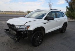 2022 Volkswagen Taos - Image 3