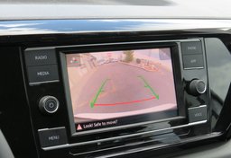 2022 Volkswagen Taos - Image 39