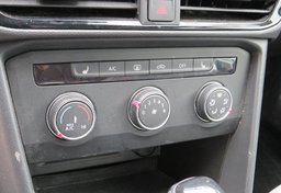 2022 Volkswagen Taos - Image 44