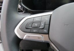 2022 Volkswagen Taos - Image 37