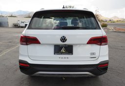 2022 Volkswagen Taos - Image 11