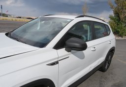 2022 Volkswagen Taos - Image 14