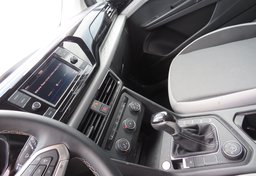 2022 Volkswagen Taos - Image 35