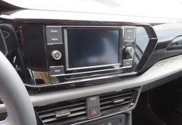 2022 Volkswagen Taos - Image 43