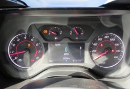 2018 Chevrolet Camaro - Image 30