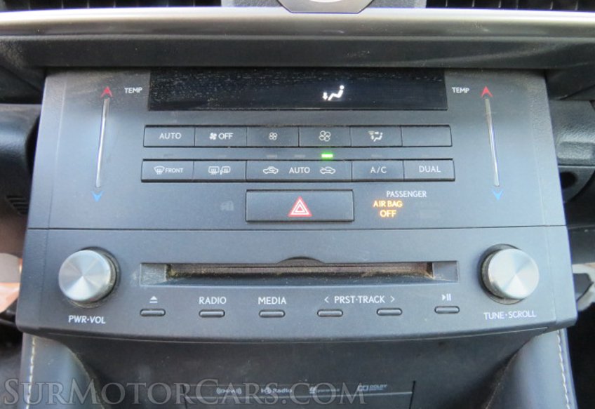 2017 Lexus RC - Image 36