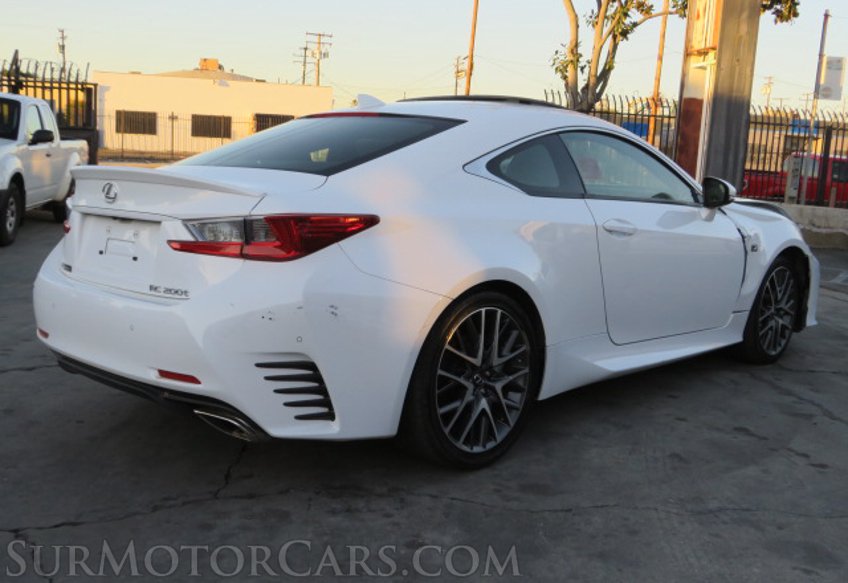 2017 Lexus RC - Image 9