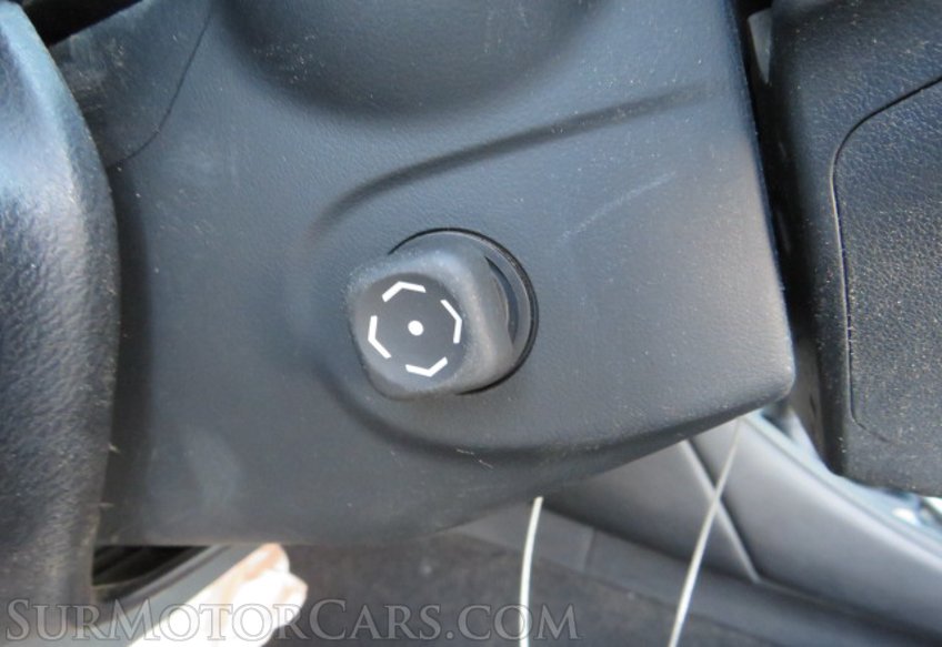 2017 Lexus RC - Image 43