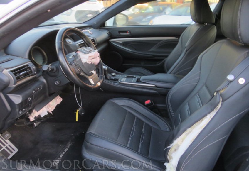 2017 Lexus RC - Image 19