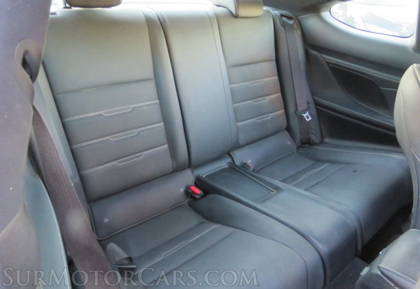 2017 Lexus RC - Image 23