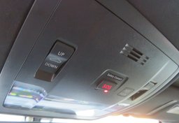 2017 Lexus RC - Image 37